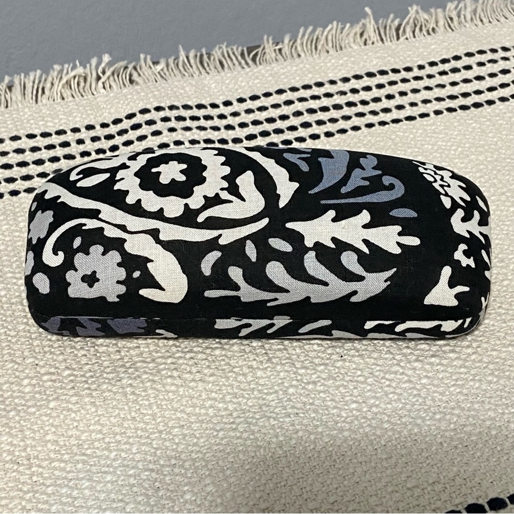 VERA BRADLEY / Marian Floral Hard Eye Glass Case